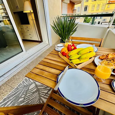 Palais Des Arts Lägenhet *